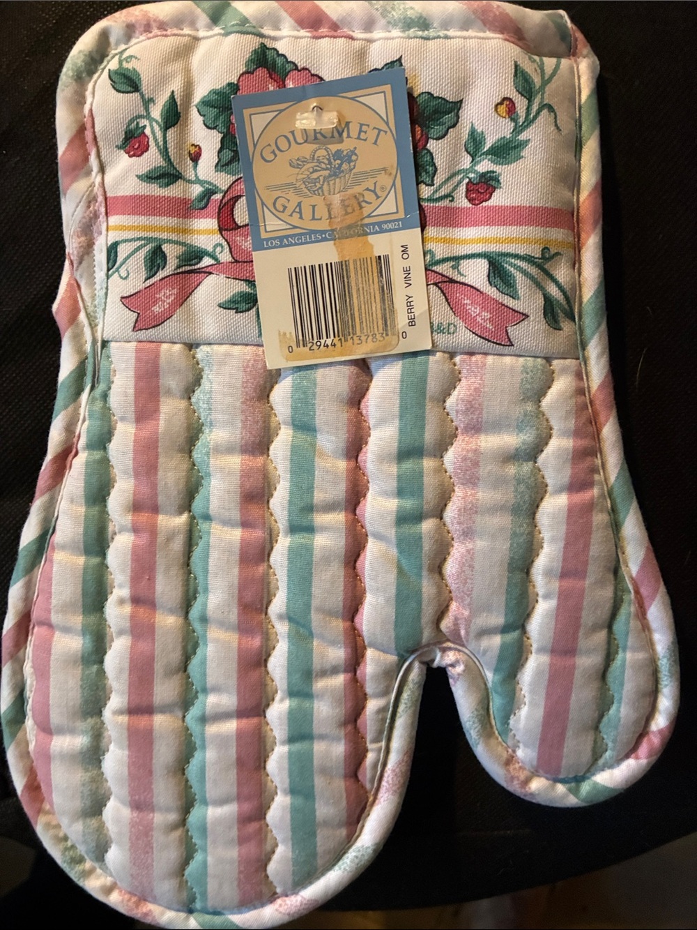 Vintage Gourmet Gallery Berry Vine Oven Mitt NWT Cottagecore Pastel Stripe